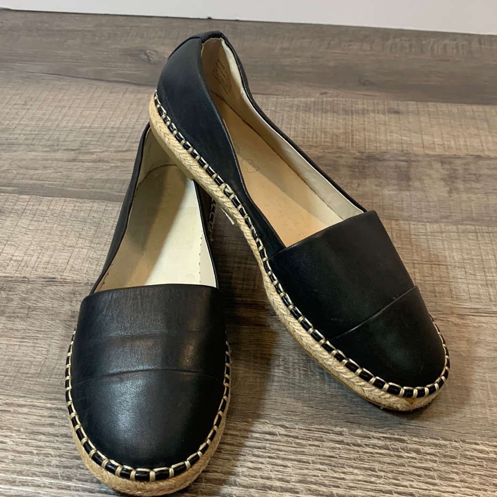 Aldo black leather flats size 8.5